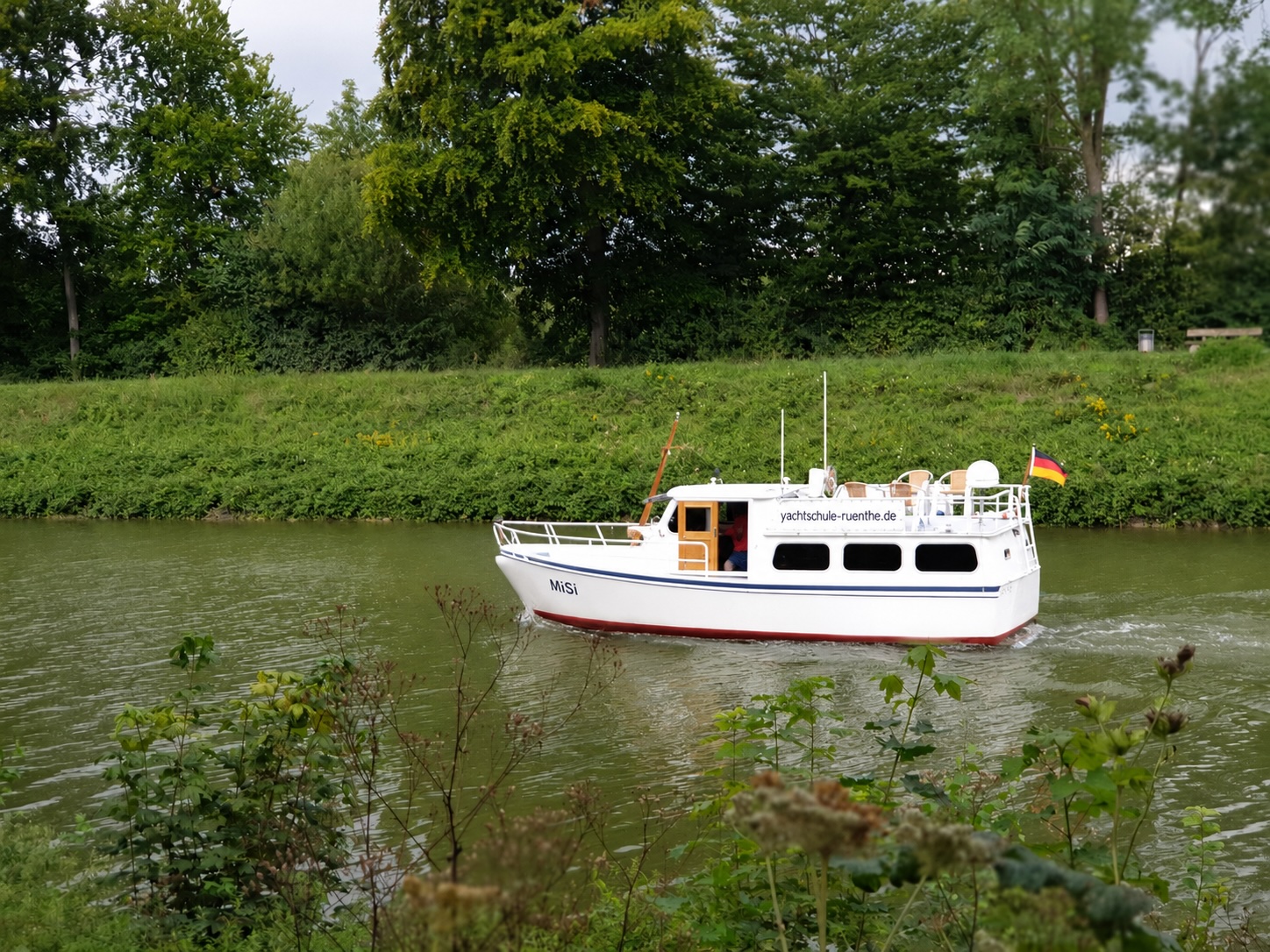 MiSi in Fahrt auf dem Datteln-Hamm-Kanal
